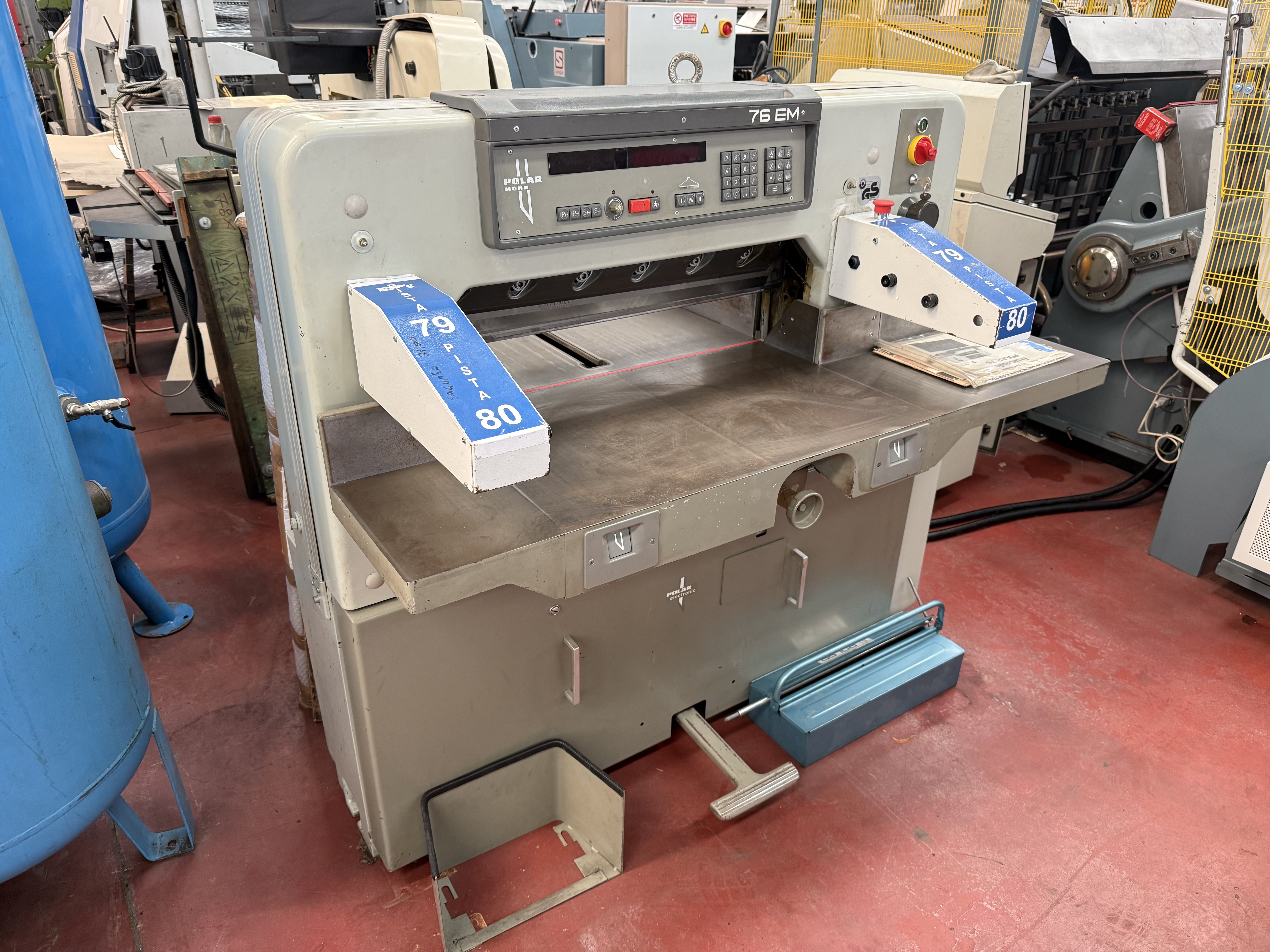 Massicot POLAR 76 EM