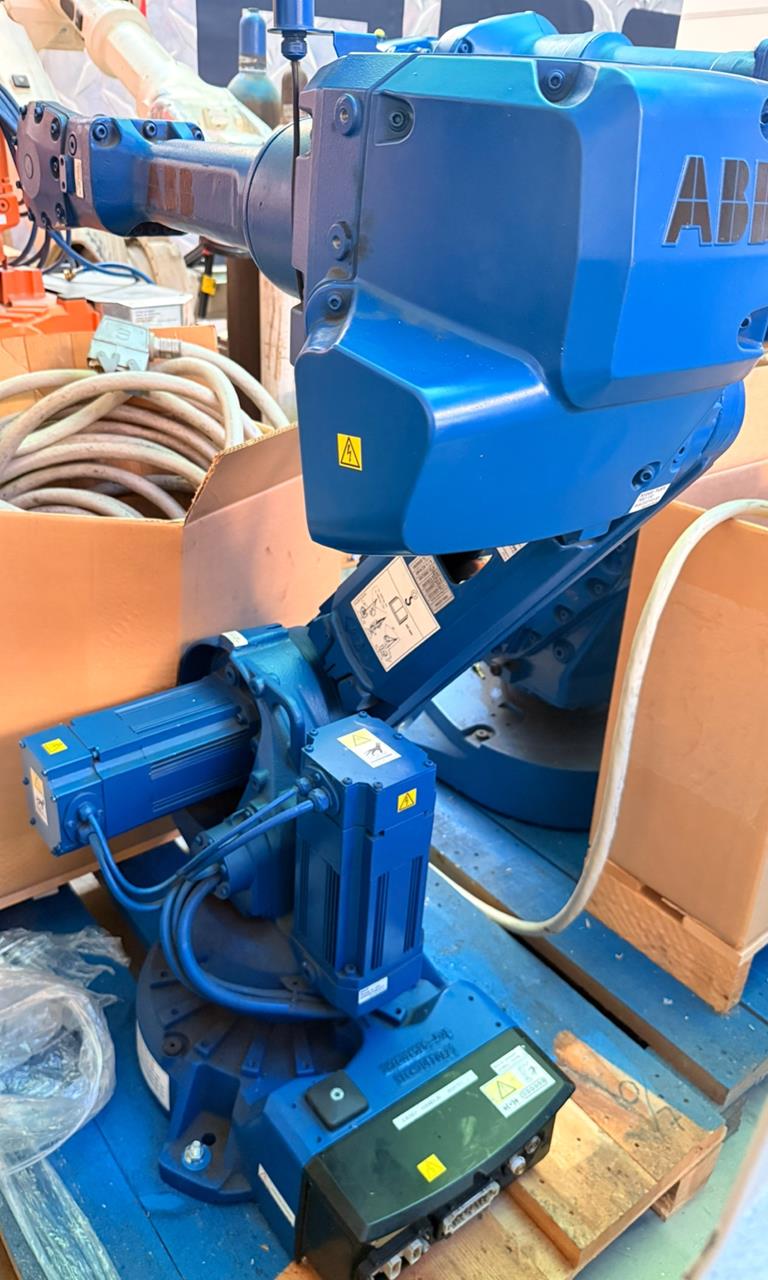 Robot industriel ABB IRB 2600