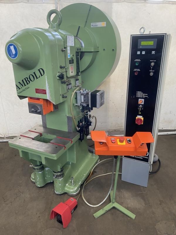 Presse excentrique AMBOLD WMW AUE PEEV 25.2