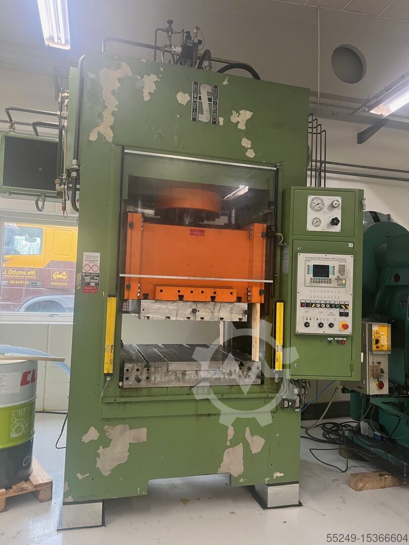 Hydraulic press Hans Schoen NHN 250 75 (250 Ton)