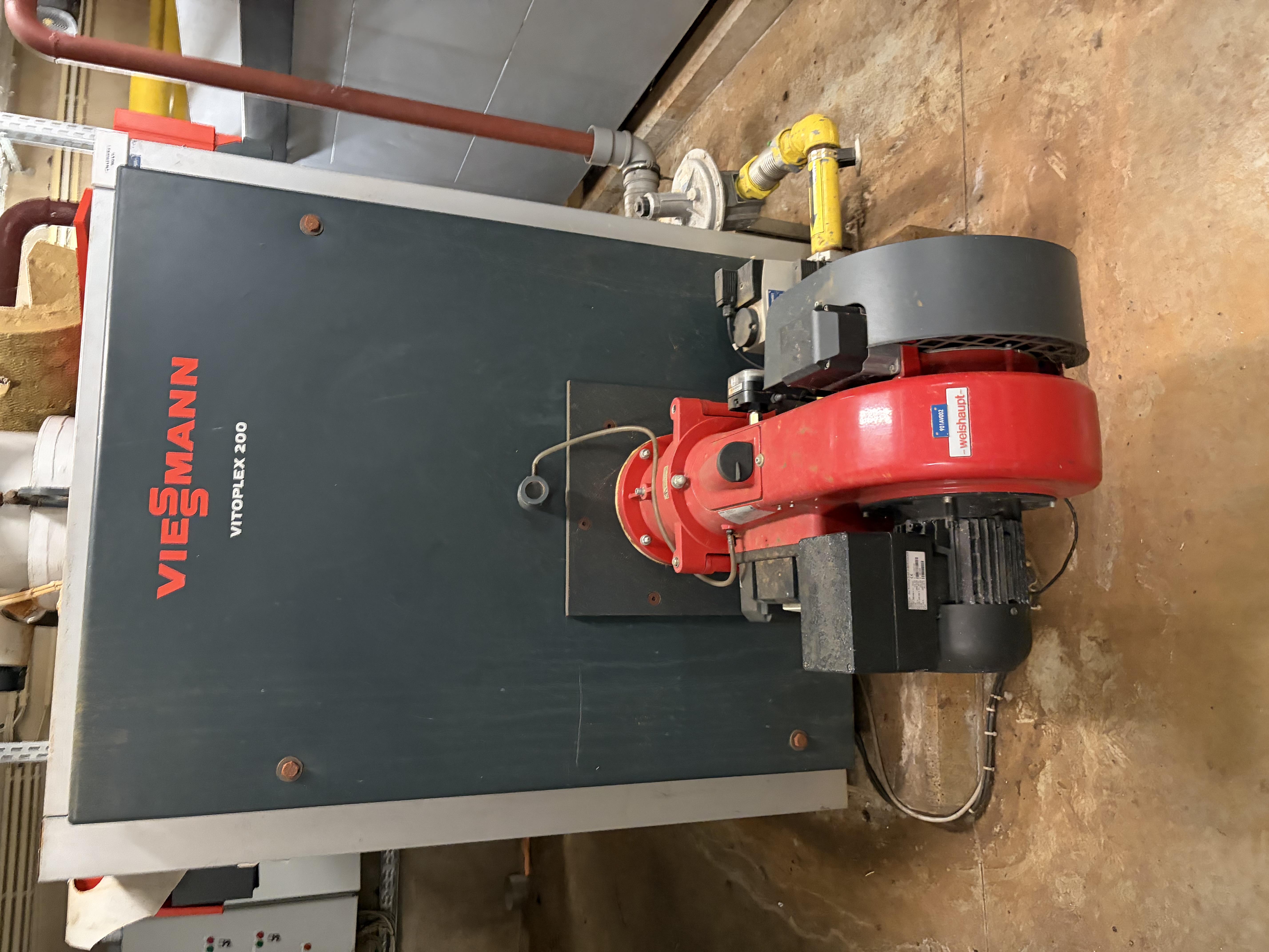 2 chaudières gaz Viessmann 900 kW avec brûleurs Weishaupt Hot deal