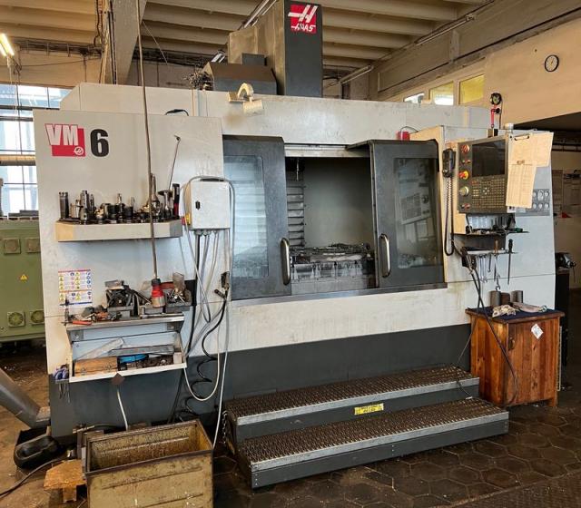 Centre d'usinage 5 axes Haas VM 6