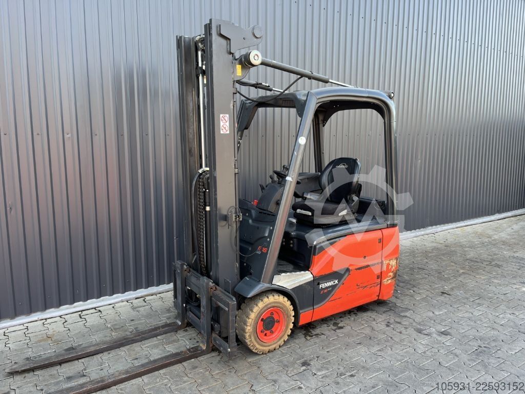 Electric 3-wheel forklift Linde E16-02