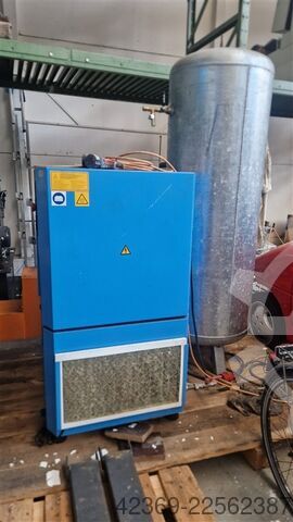 Screw compressor BOGE SD10 mit Kältetrockner und 500 l Behälter