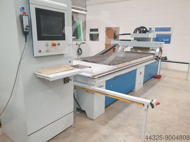 CNC Machine Centres With Flat Tables WEEKE BHP VANTAGE 33