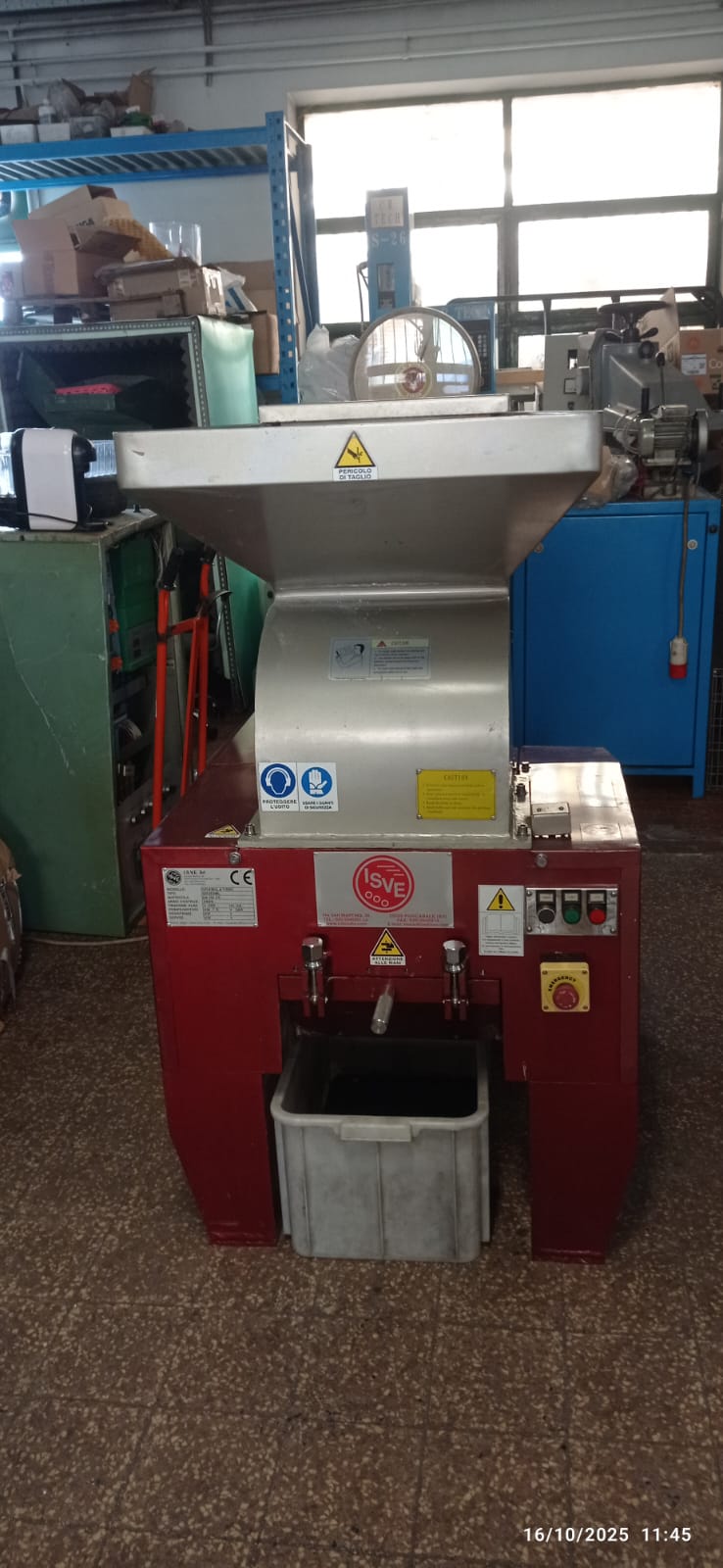 Machine pour le plastique Isve Gr 360