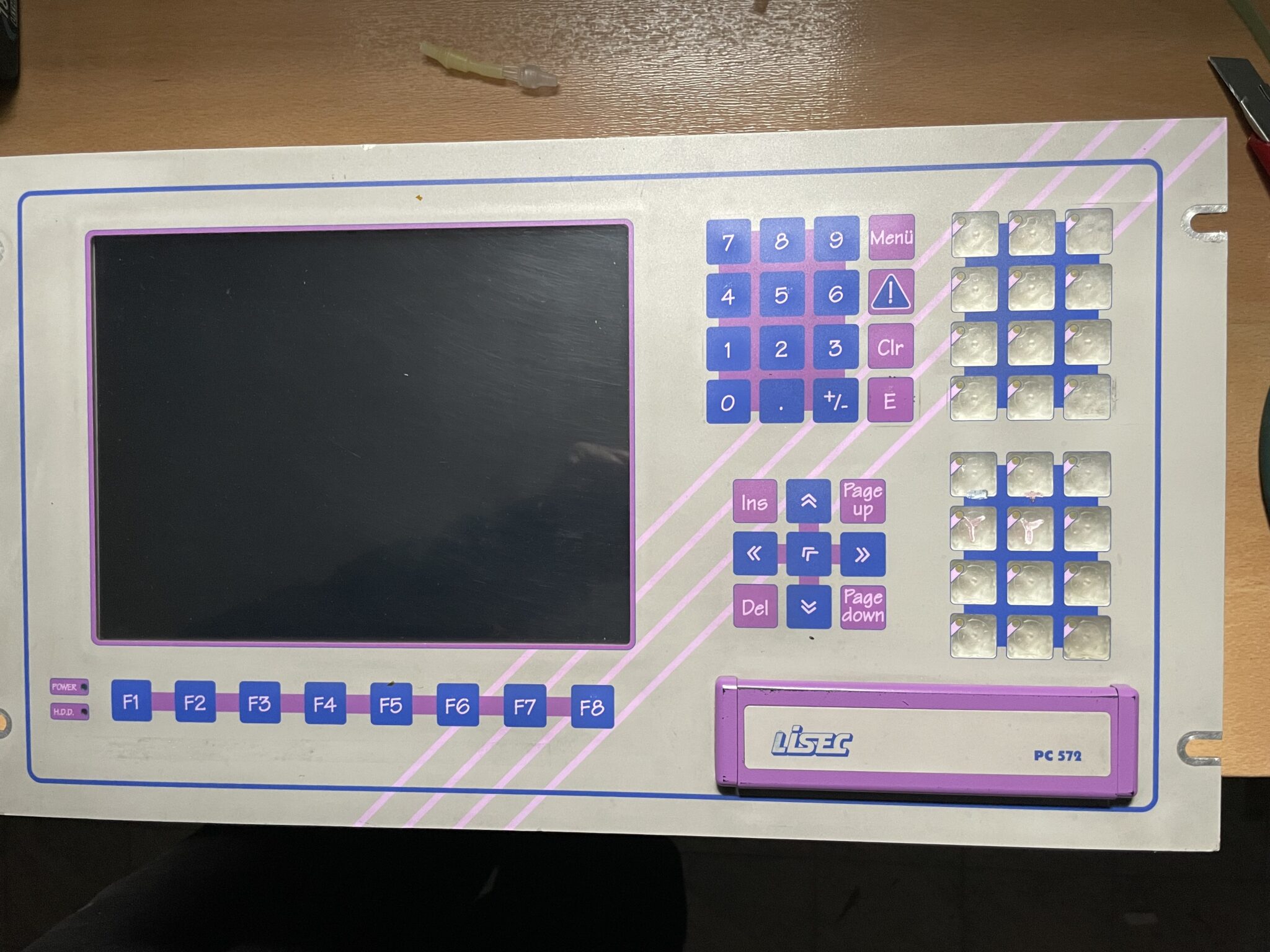 Machine pour vitrage isolant Sigmatek PC572