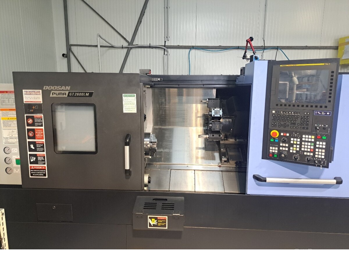 Tour CNC Doosan Puma GT2600LM Faible nombre d'heures