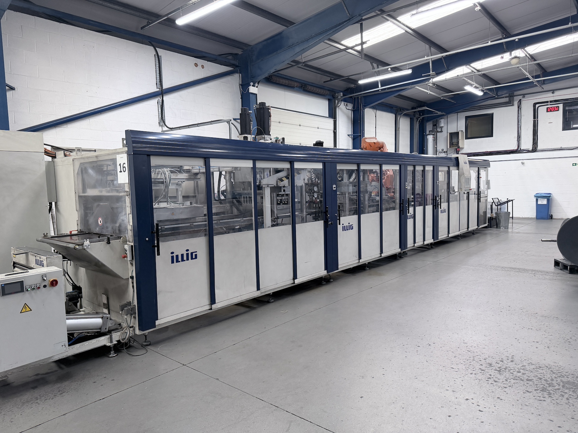 Thermoformeuse automatique à alimentation en bobine Illig RDK 80