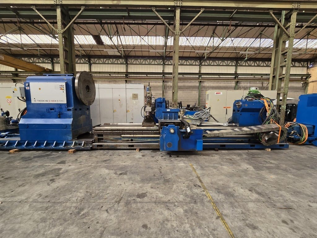 Tour CNC TACCHI HD/3 105H S
