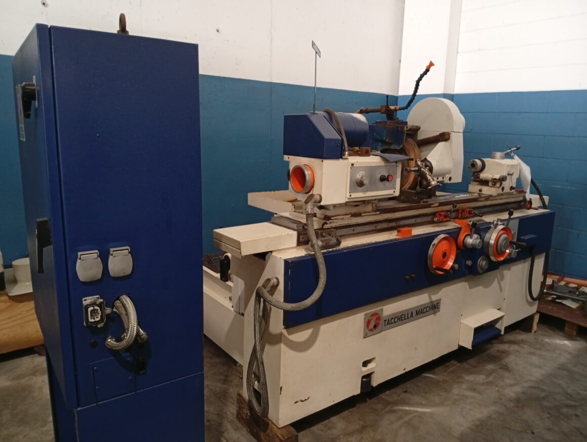 Rectifieuse cylindrique TACCHELLA --