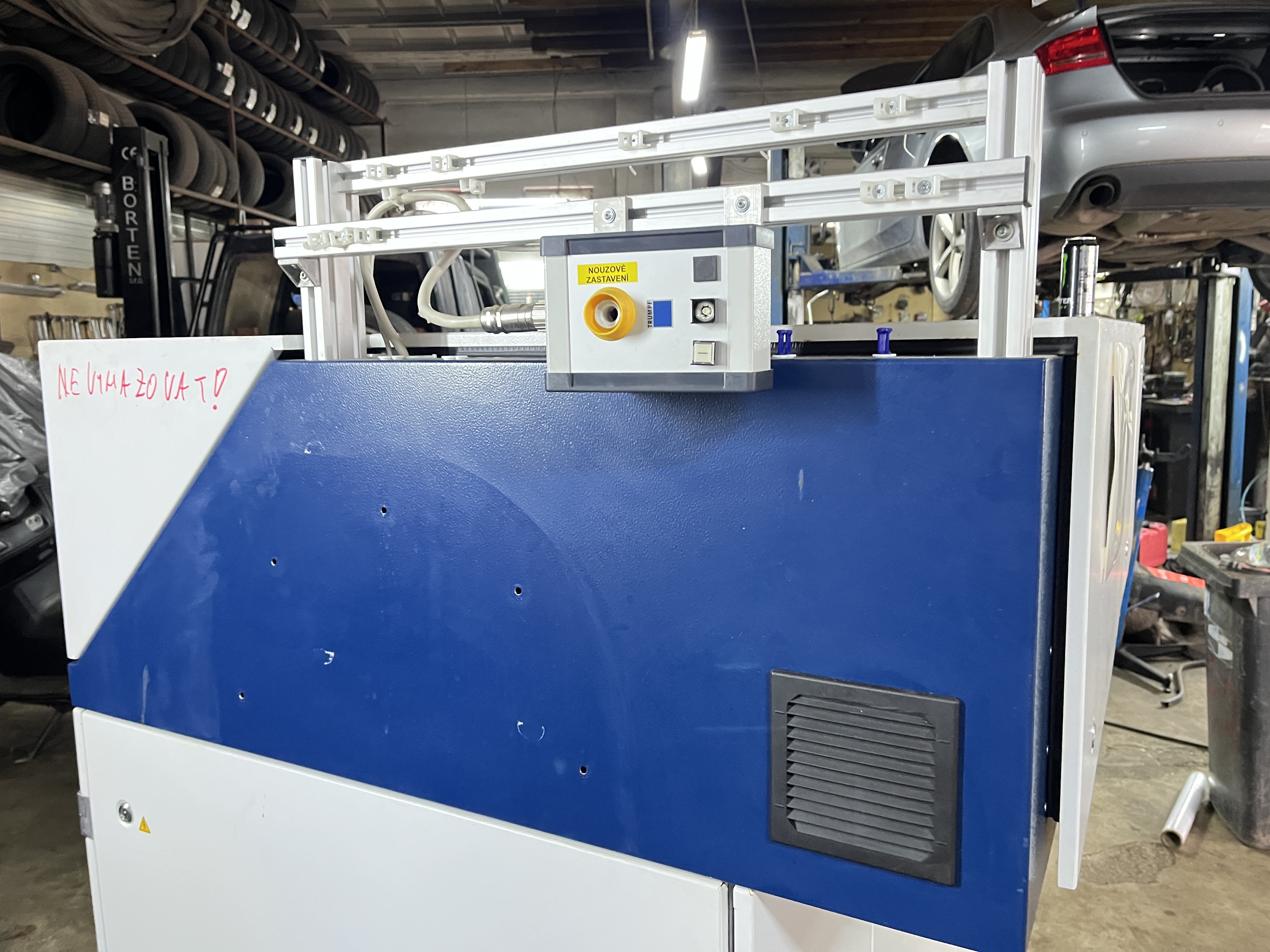 Machine de découpe laser TRUMPF TruDisk 4002 (4C)