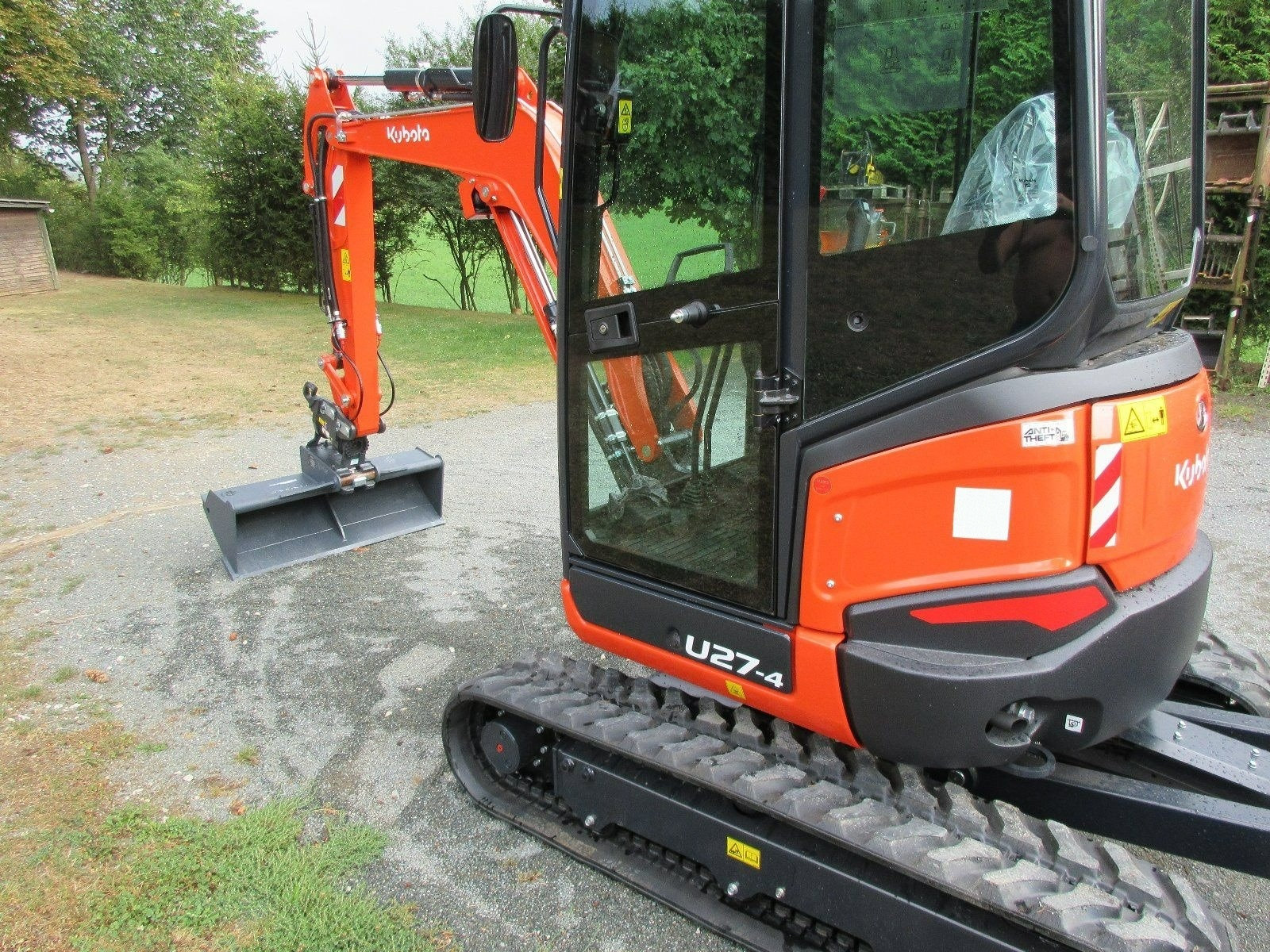 Excavateur Kubota U27-4