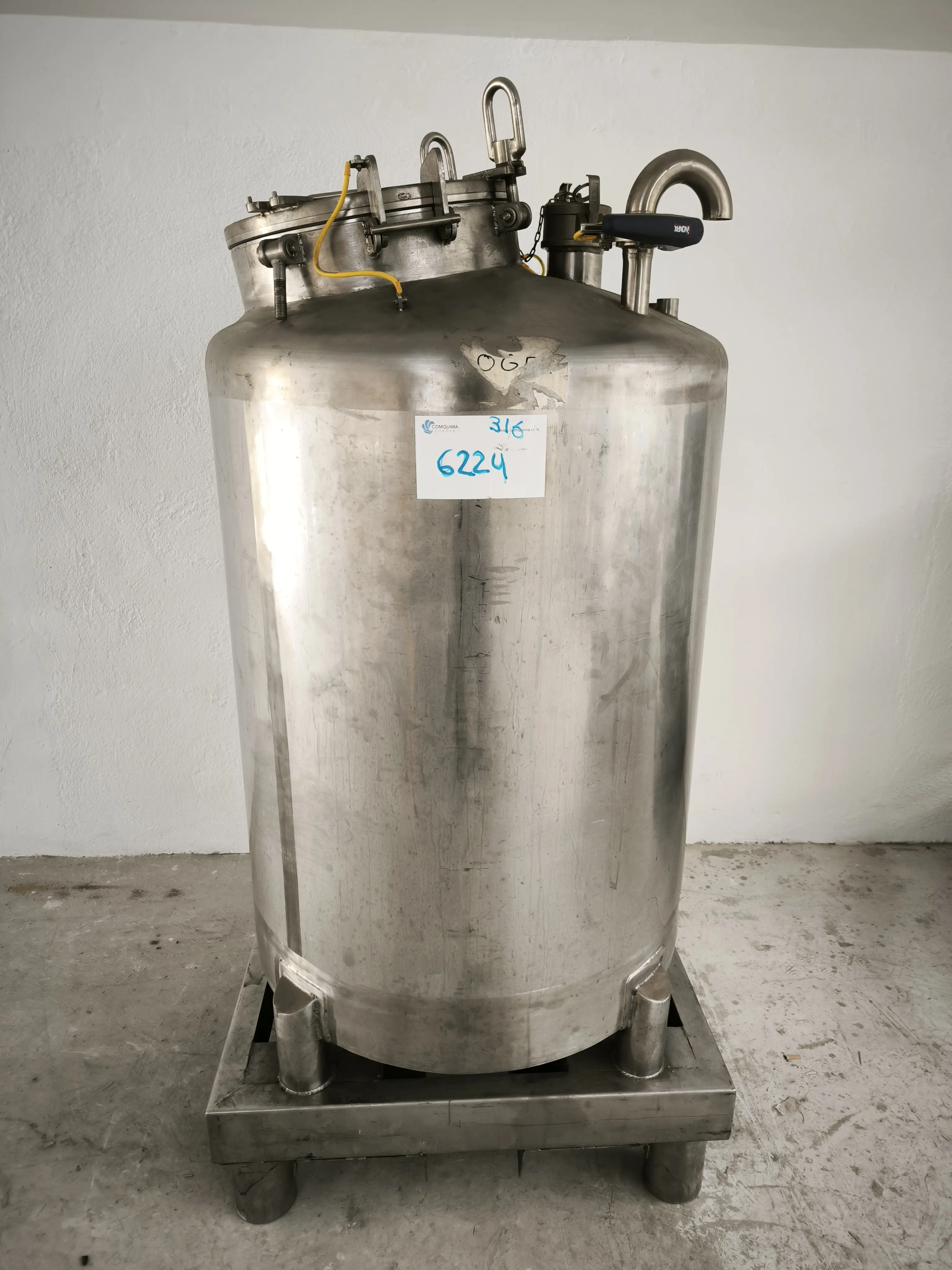 CUVE EN ACIER INOXYDABLE D'OCCASION 500 LITRES_41