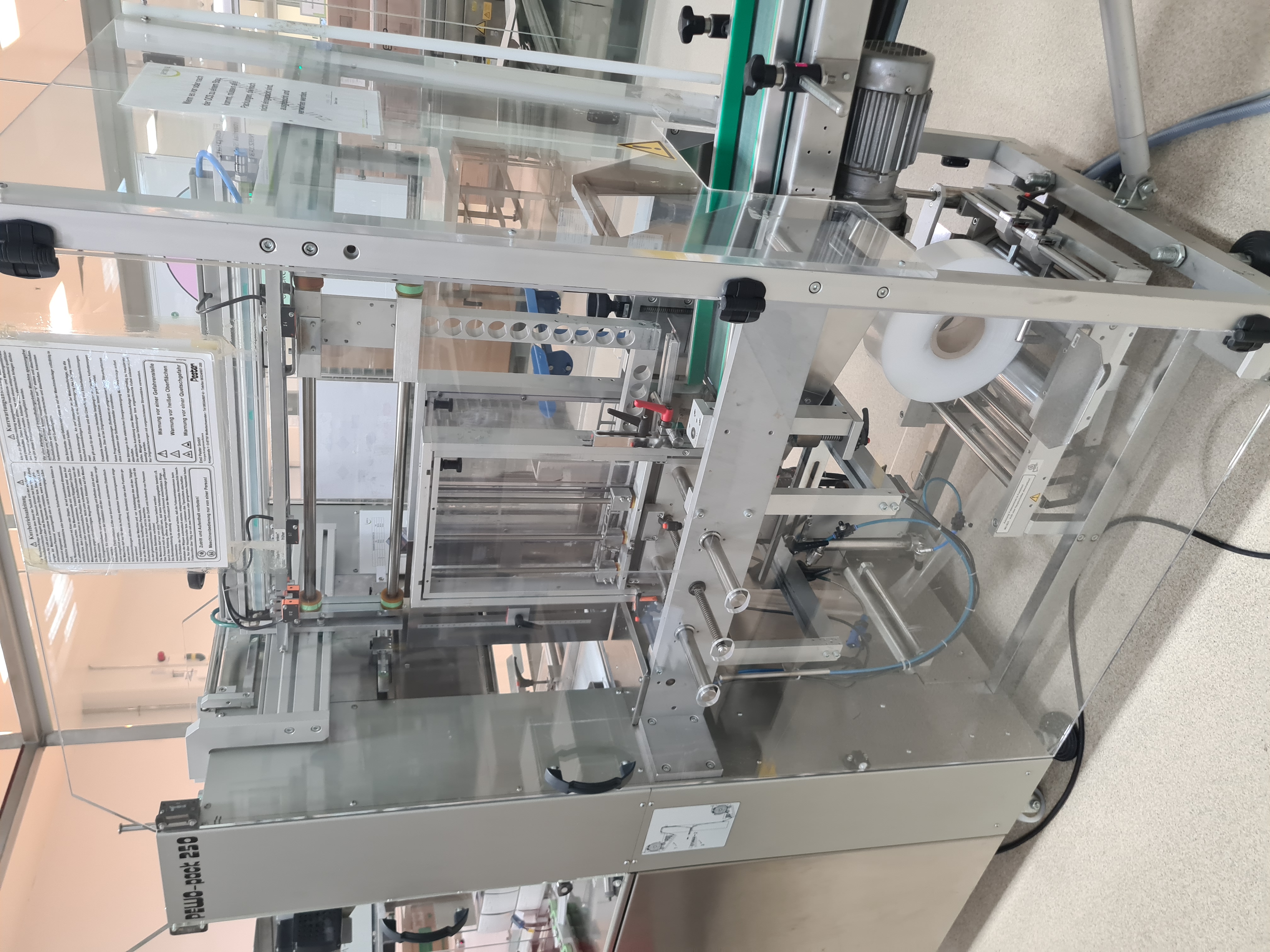 Machine pharmaceutique / chimique Pester Pac Automation PewoPack 250