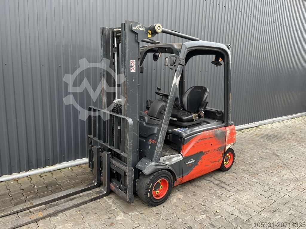 Electric 4-wheel forklift Linde E20PL-02