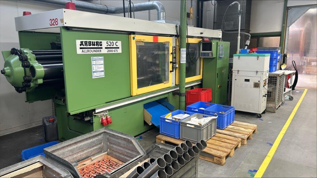 Presse à injecter électrique Arburg Allrounder 520C -2000 - 675 Bonne affaire