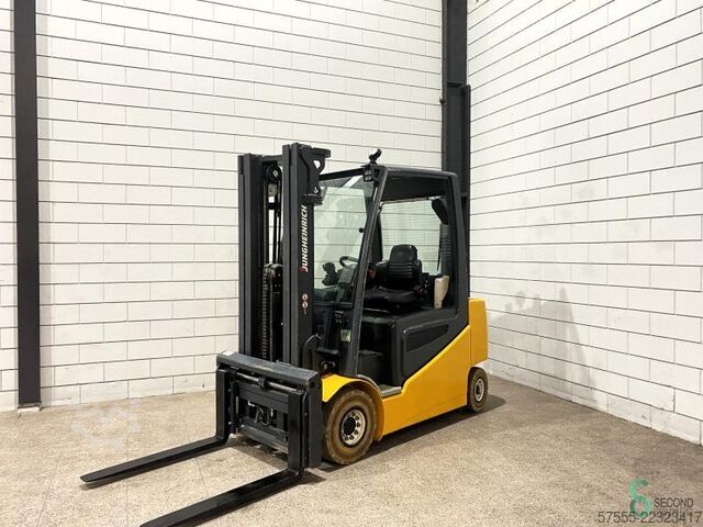 Forklift Daewoo D80S-2