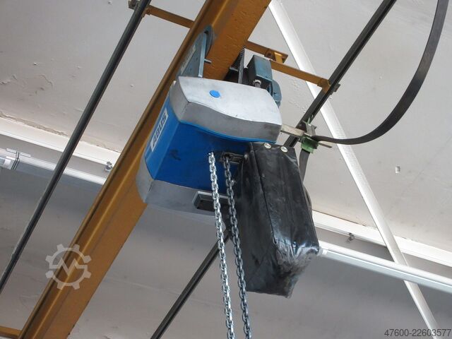 Photo 8