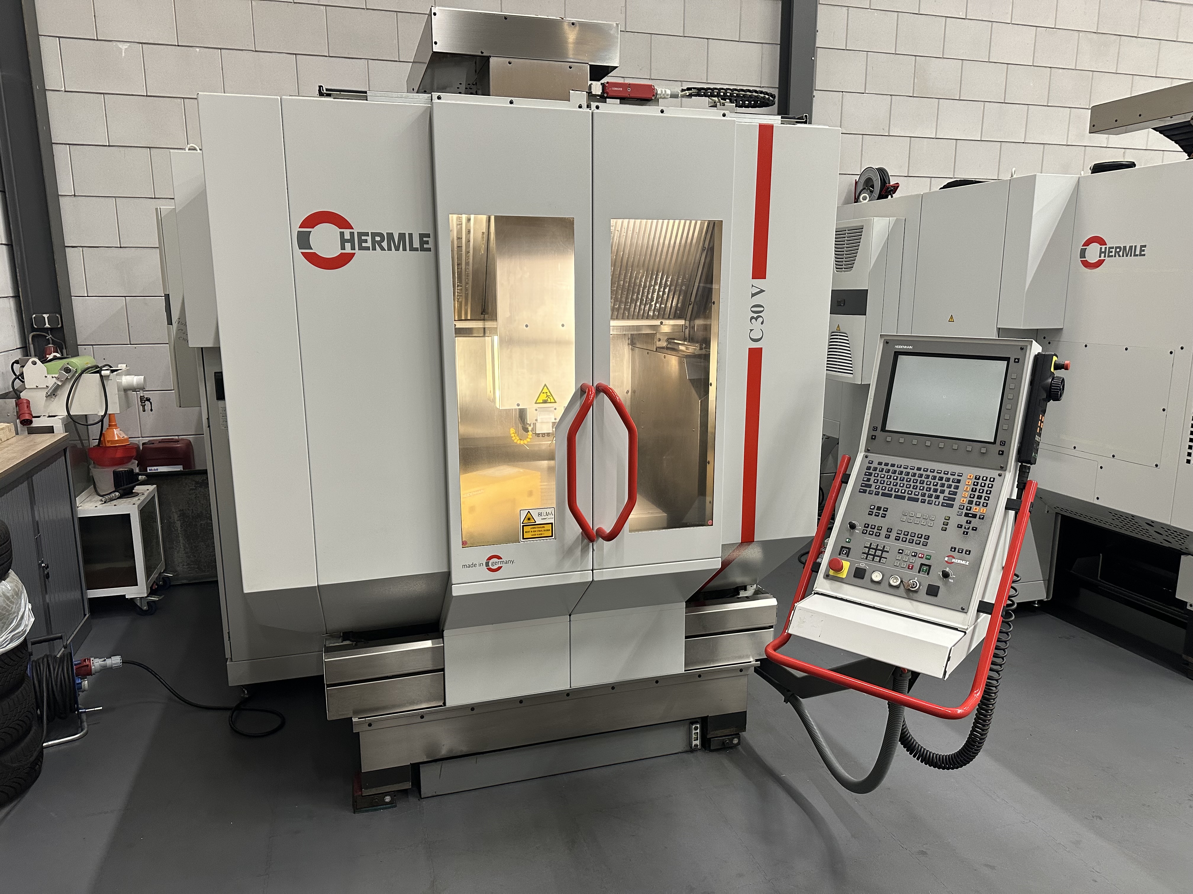 Centre d'usinage vertical Hermle C30V