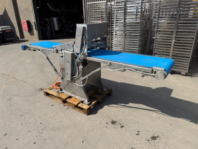 Machine à éplucher Steen ST600