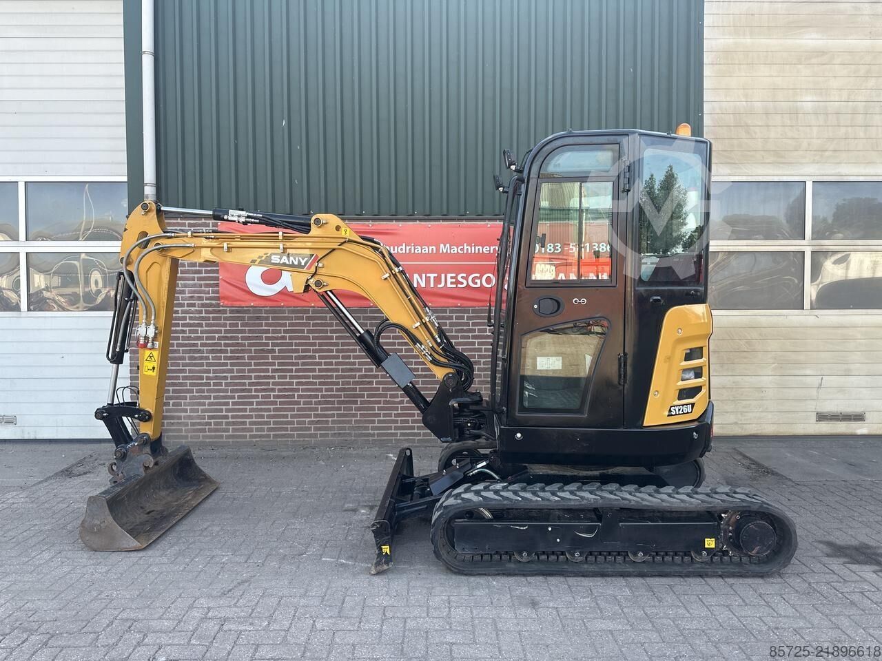 Mini excavator Sany SY26U Cabine - Gebruikt