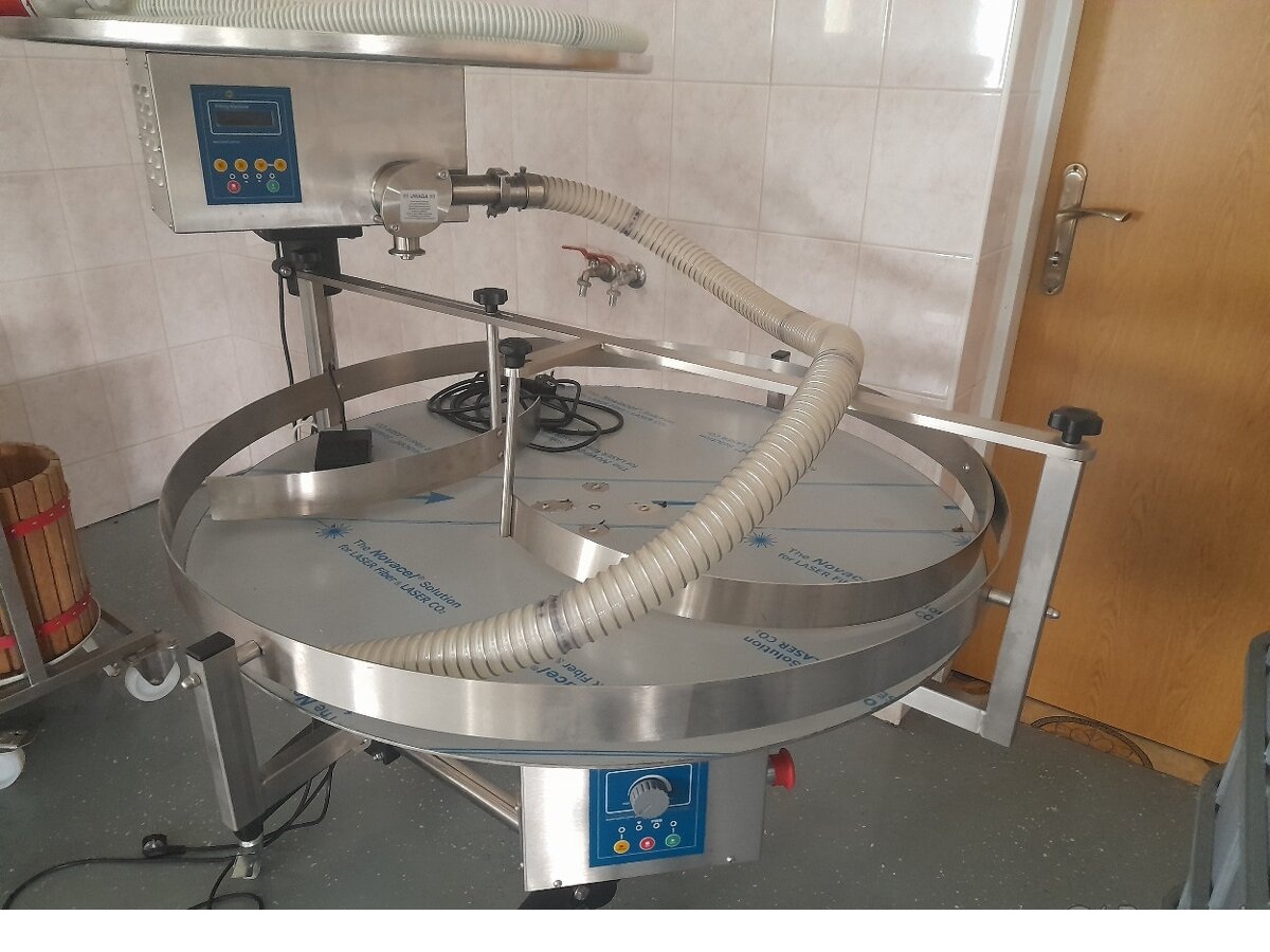 Machine de découpe, lavage et blanchiment de fruits et légumes Lyson uw-so
