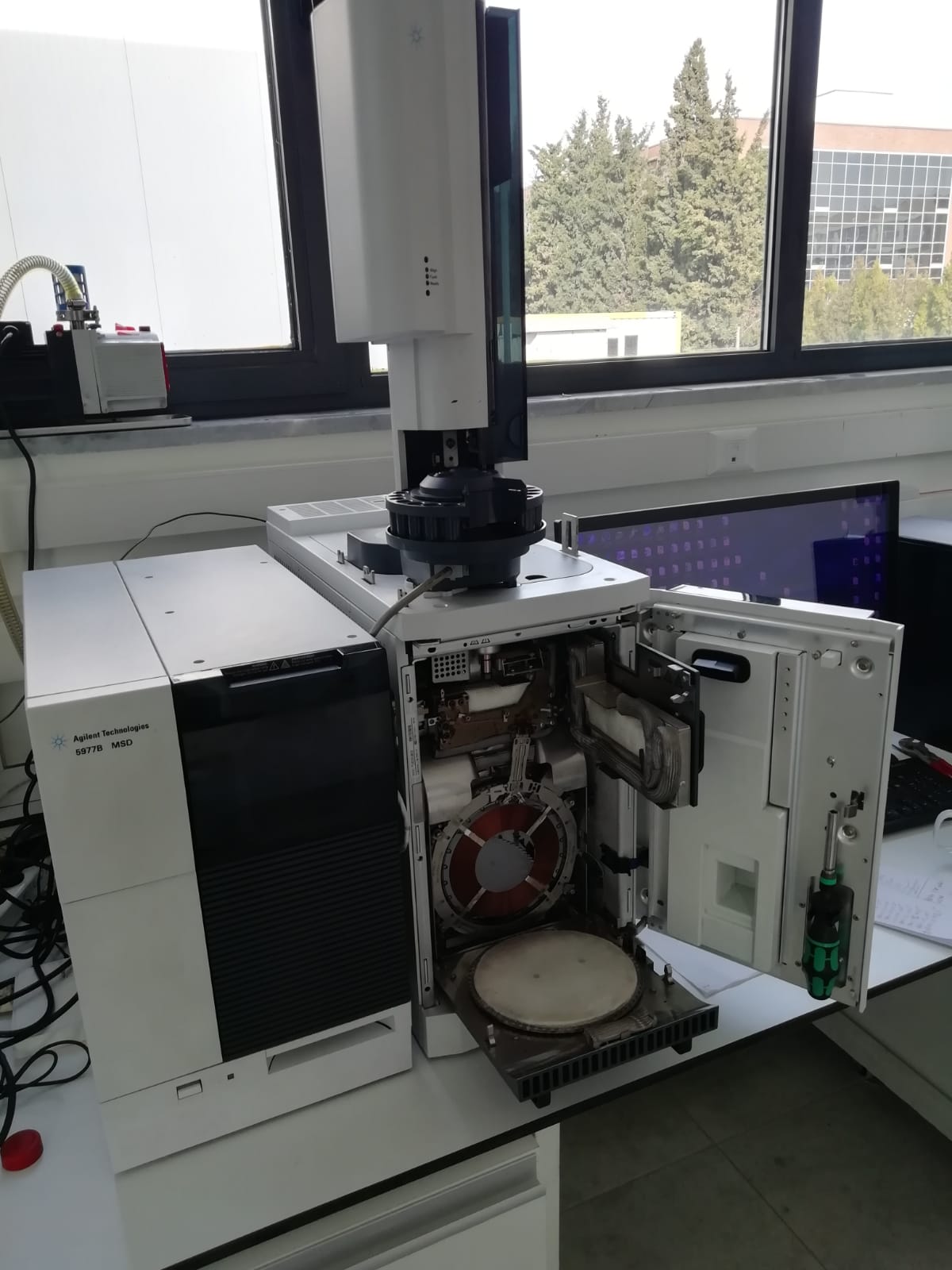 Système de chromatographie Agilent Intuvo 9000 GC MS