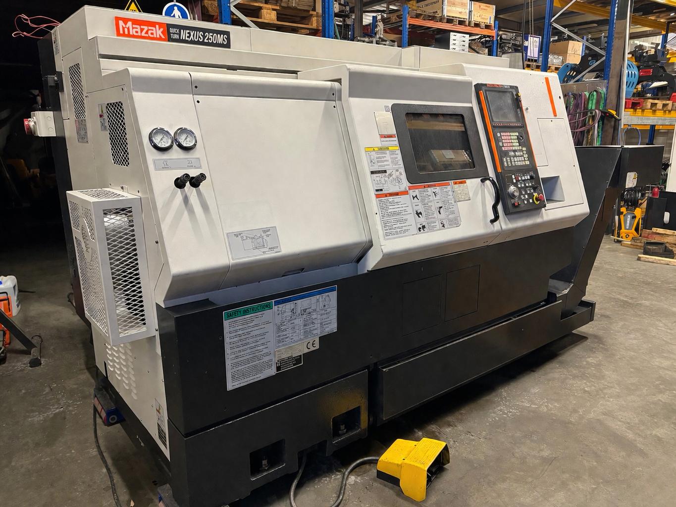Tour CNC MAZAK QTN 200-11