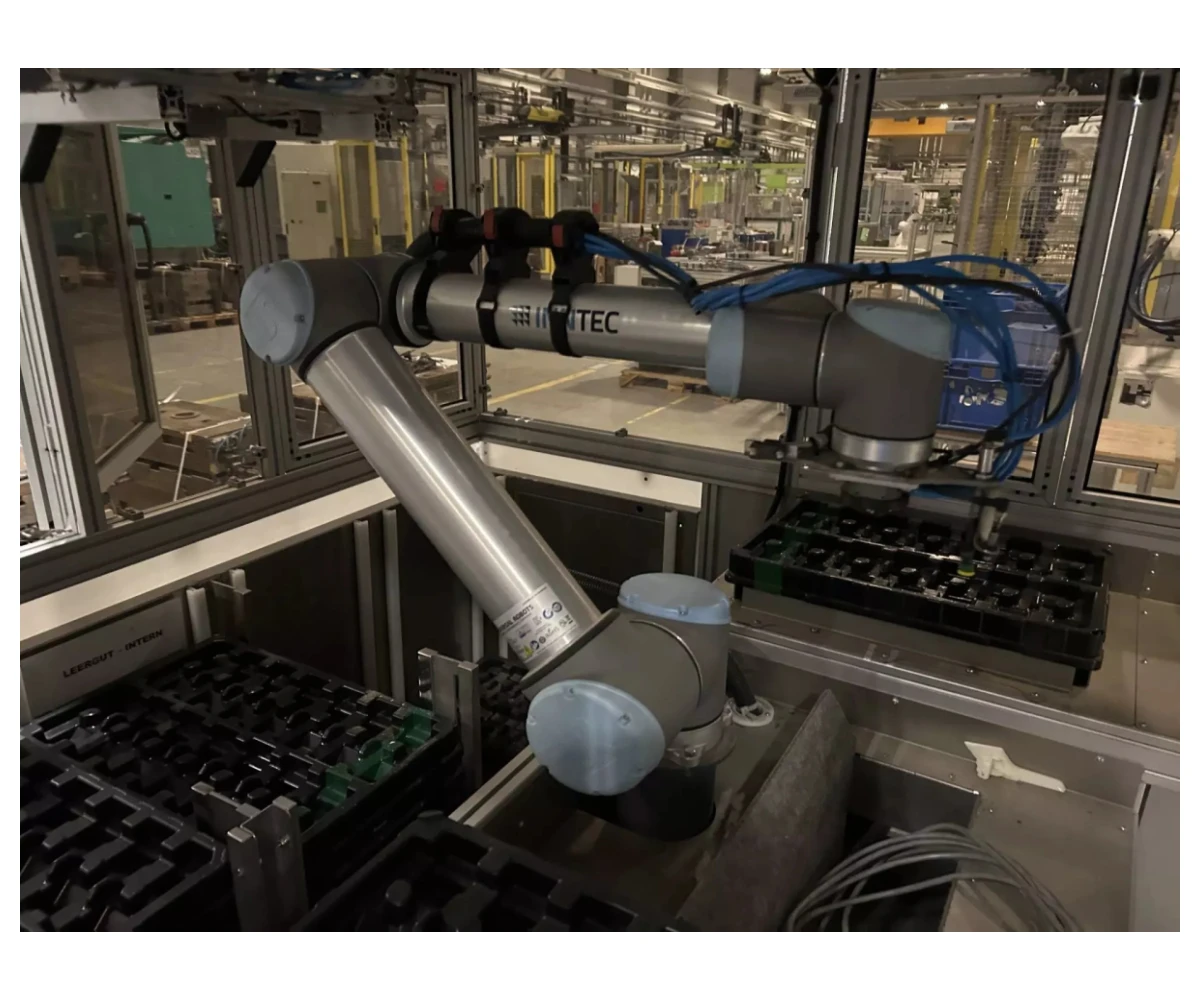 Robot industriel UNIVERSAL UR10
