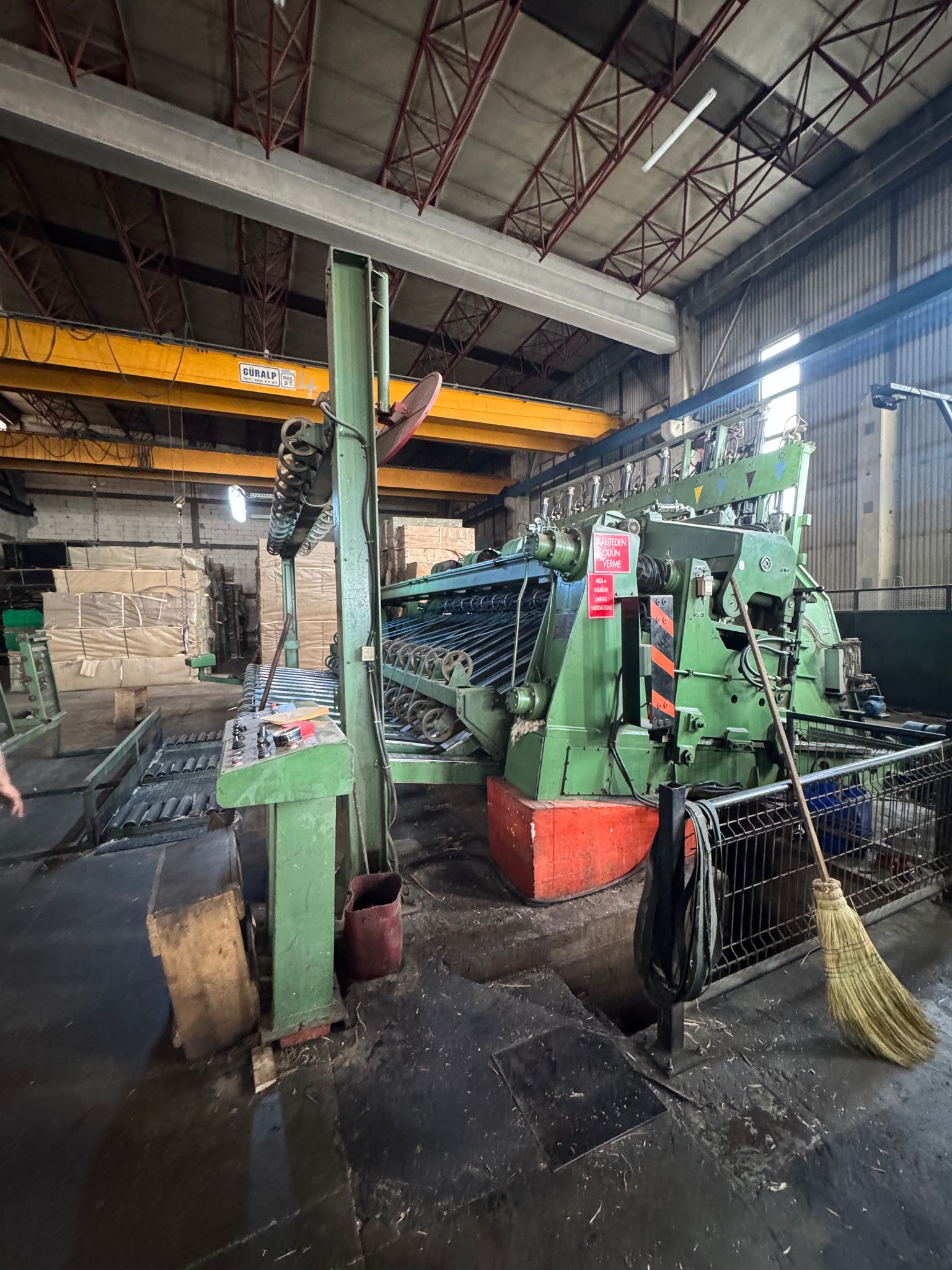 ANGELO CREMONA TZ 5200 Guillotine pour placage