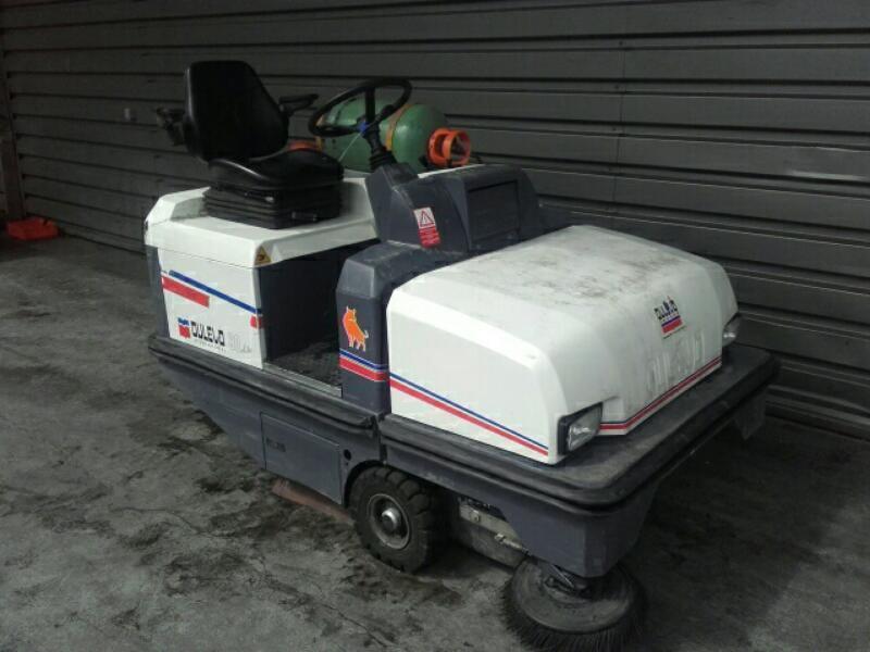 Engin de chantier Dulevo B90ELITE