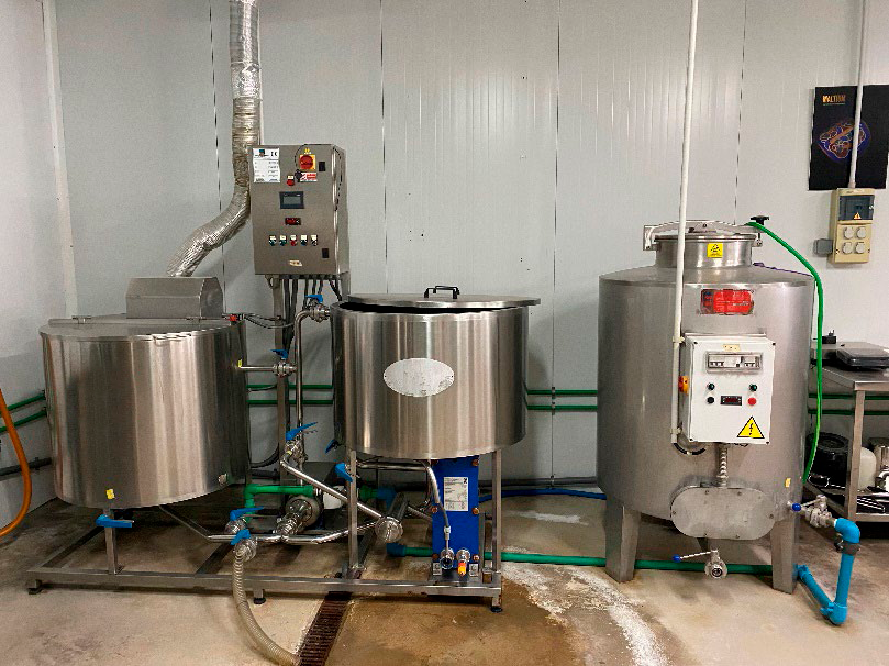 Salle de brassage Slowbeer, Toscana MB 250 E + équipement complet