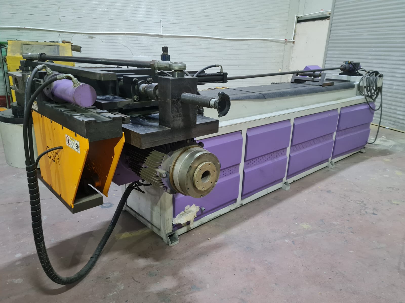 Cintreuse de tubes Cesurbend PBNC90