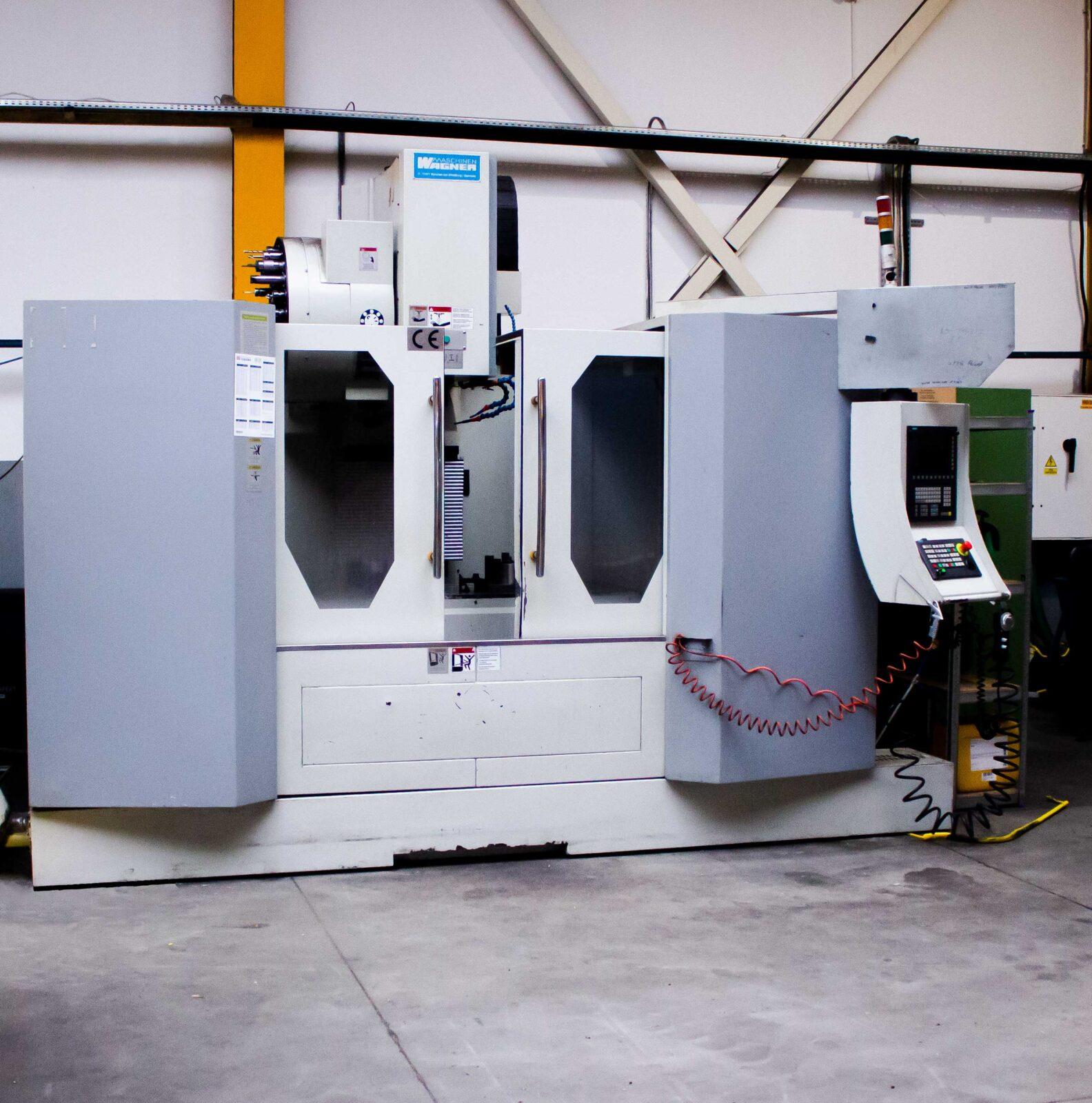 Centre d'usinage vertical Wagner WMC 1400 Bonne affaire