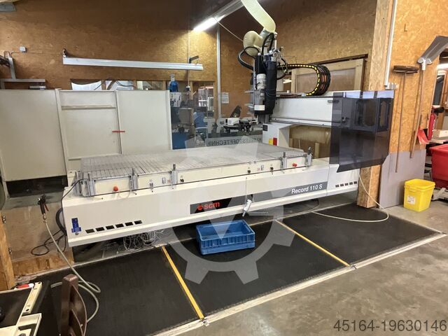 Cnc-processing center Holz-Her Dynestic 7532 / Store-Master