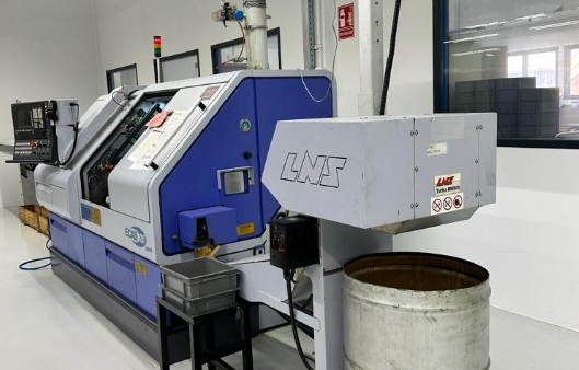 Tour cnc à poupée mobile STAR Ecas20T Type B d'occasion