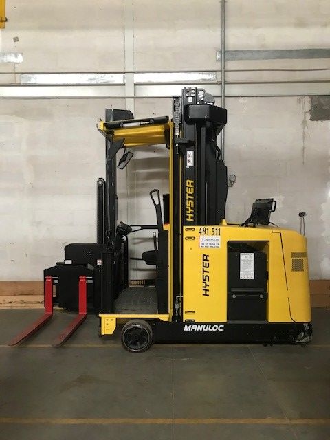 Chariot tri-directionnel HYSTER C1.0 (2015) – Très faible utilisation Faible nombre d'heures