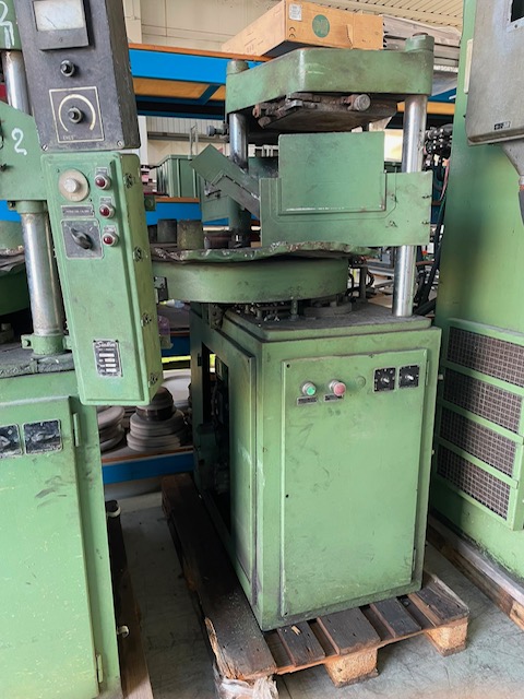 machine de soudage de fonds sur acier, aluminium et cuivre