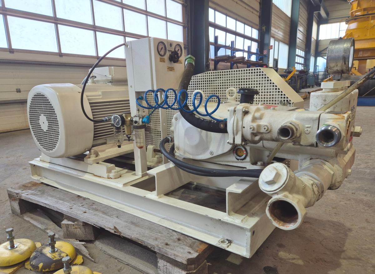 Pompe industrielle URACA KD606