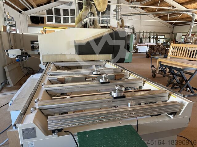 Machining center SCM Record RECORD 240