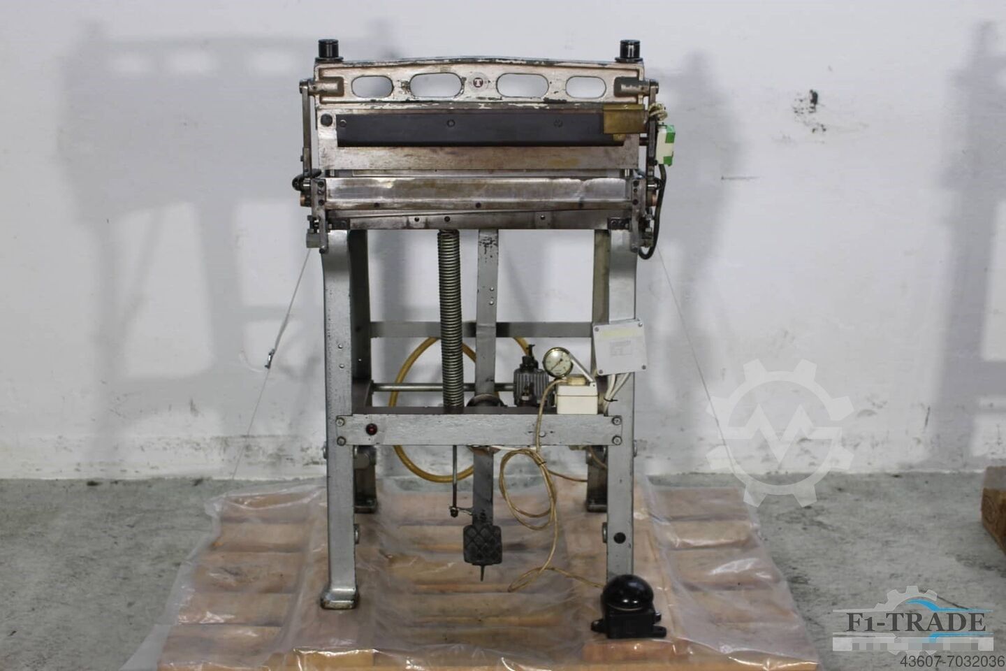 Joint-setting machine Karl Tränklein FEM 608-53-6