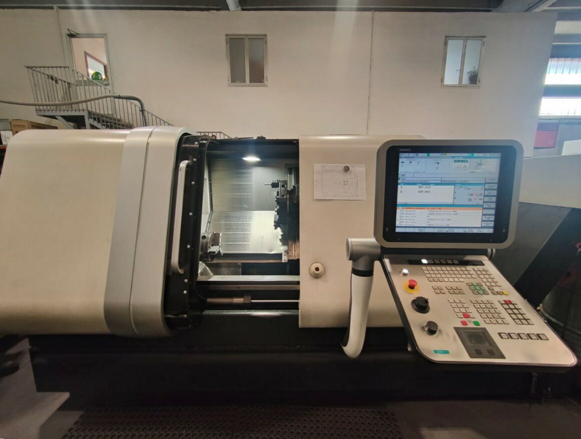 Tour cnc avec outils fixes GILDEMEISTER NEF 400 d'occasion