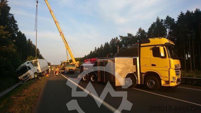 Tow truck MERCEDES-BENZ Arocs 4163 8x4 G&G Heavy Wrecker