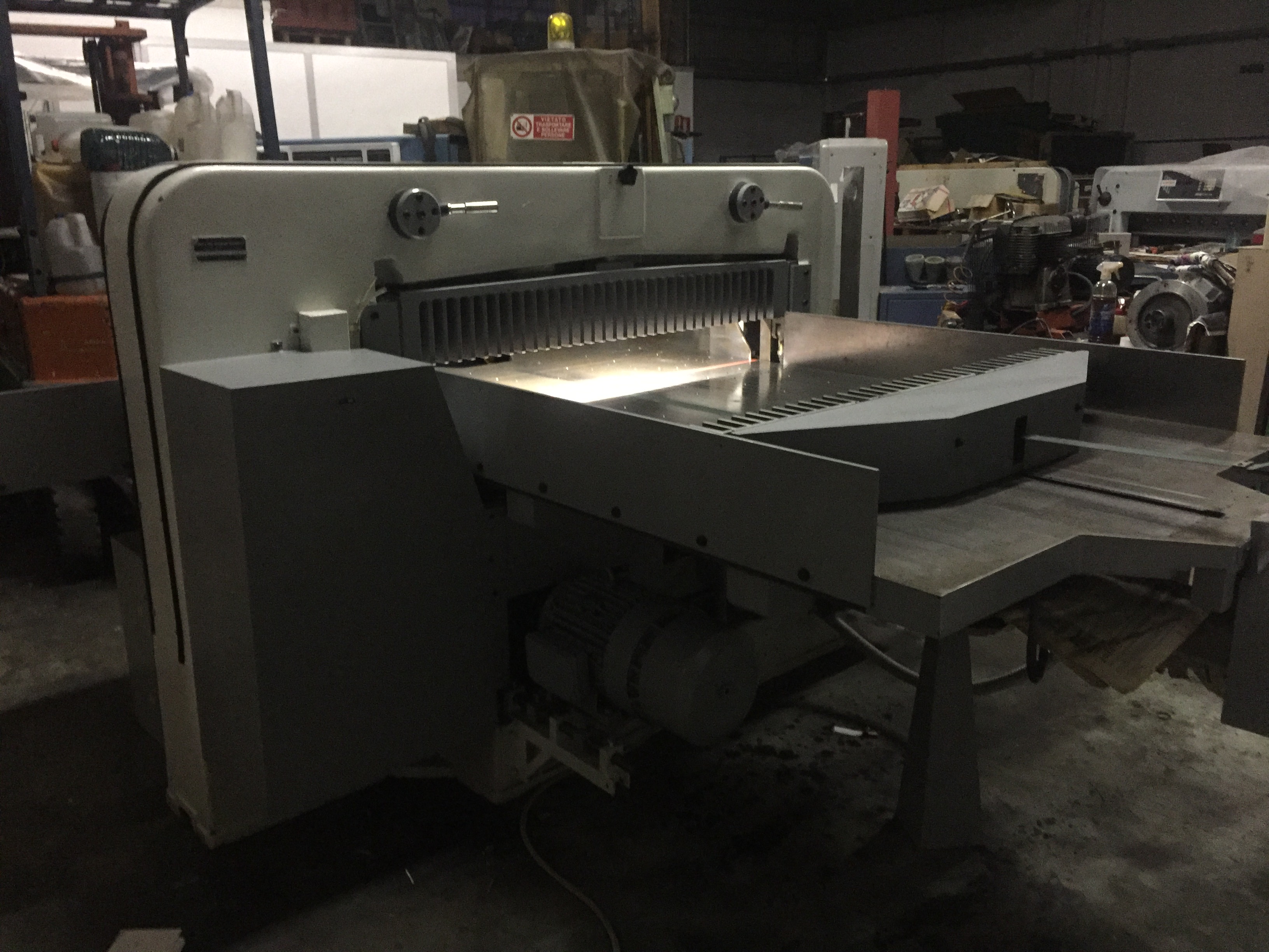 Massicot Mandelli 137