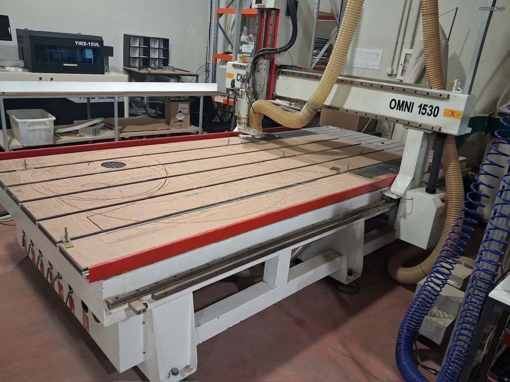 Fraiseuse CNC industrielle OMNI 1530 pour BOIS / MDF / PVC / PLEXIGLAS