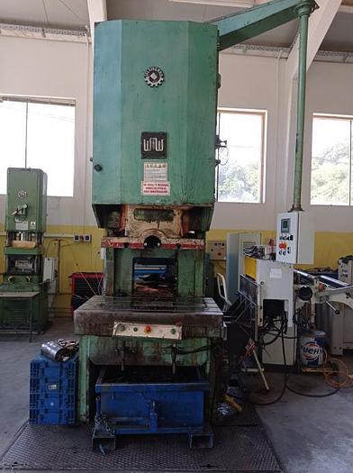 Presse excentrique Jelšingrad PEE-250