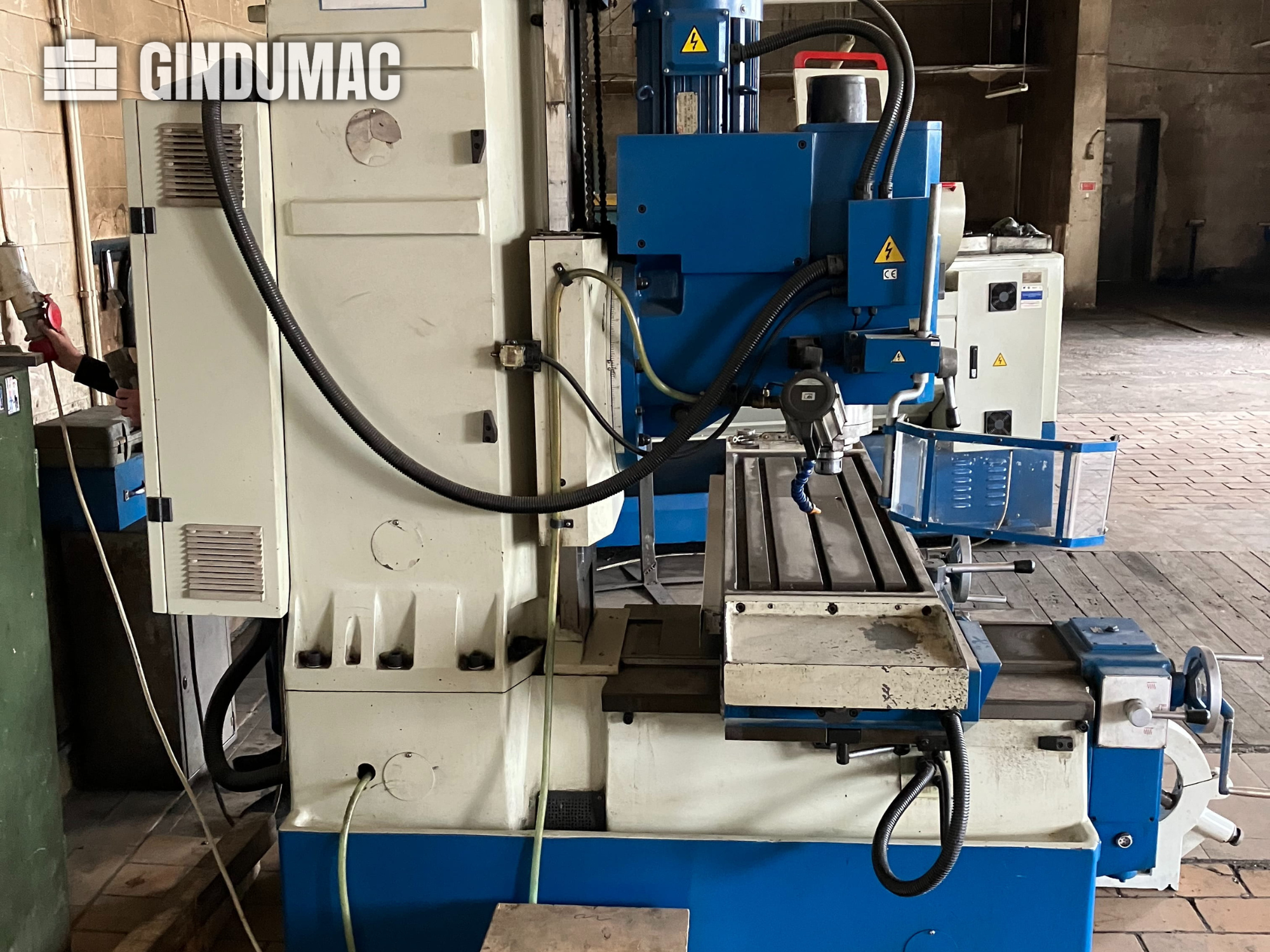 Centre d'usinage vertical KNUTH KB 1400