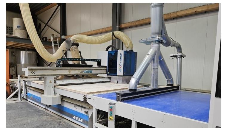 Vebim NV AES EXTREME 2132 centre d'usinage CNC bois