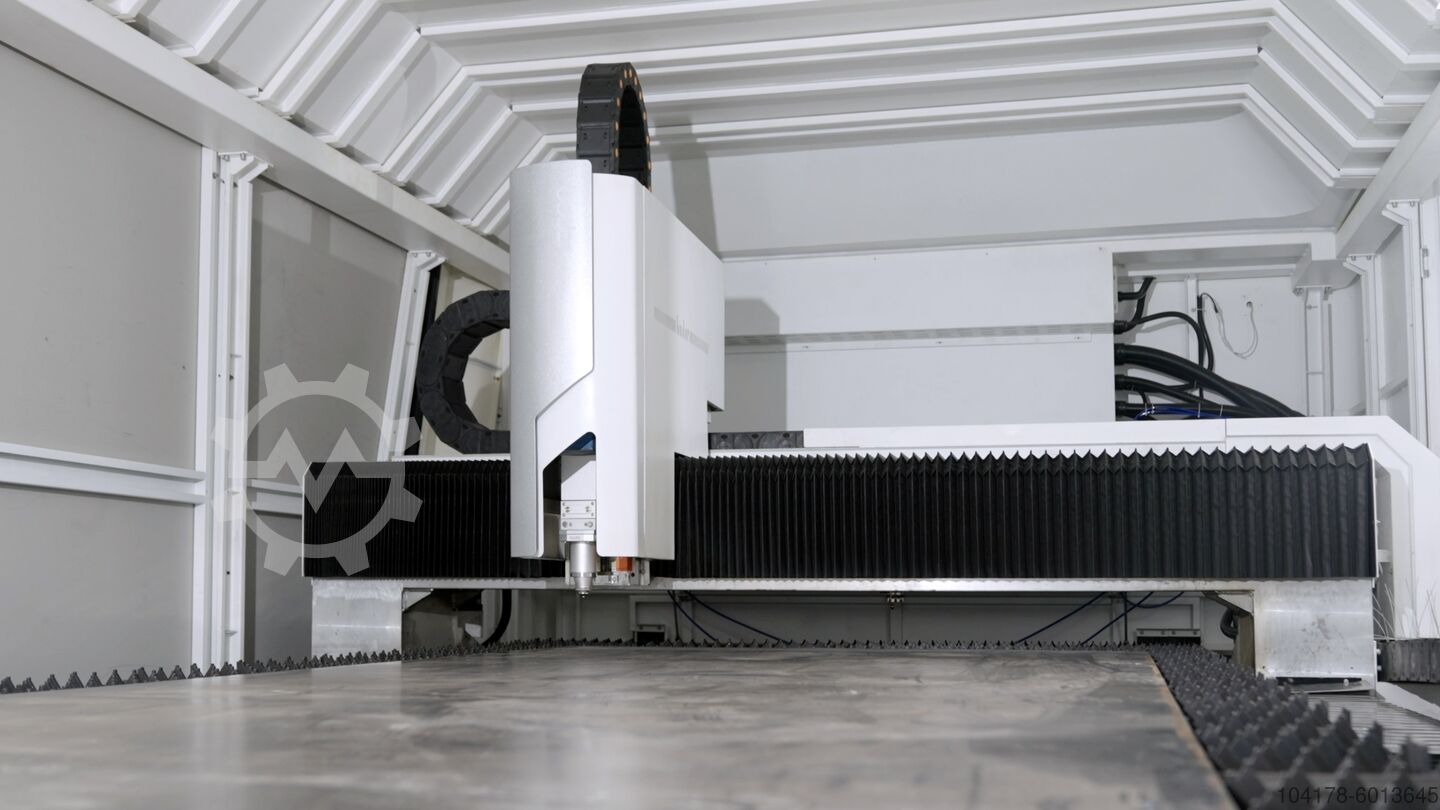 Full protected laser cutting machine Bodor P Series 22KW